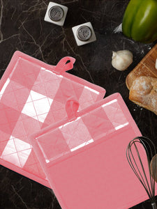 Lushomes pot holder, Buffalo Checks Kitchen Hot pot holder for kitchen, microwave accessories, microwave hand gloves (Pack of 2, Size 9 x 8”) (Pink)