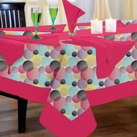 Lushomes Circles Printed 6 Seater Small Table Linen Set - Lushomes
