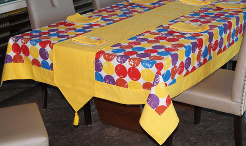 Lushomes Titac Printed 6 Seater Small Table Linen Set - Lushomes